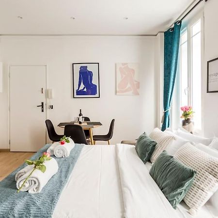 Suite Paris, Tour Eiffel, Champs Elysees Exterior foto