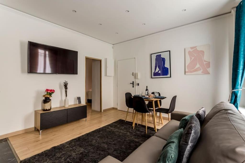 Suite Paris, Tour Eiffel, Champs Elysees Exterior foto