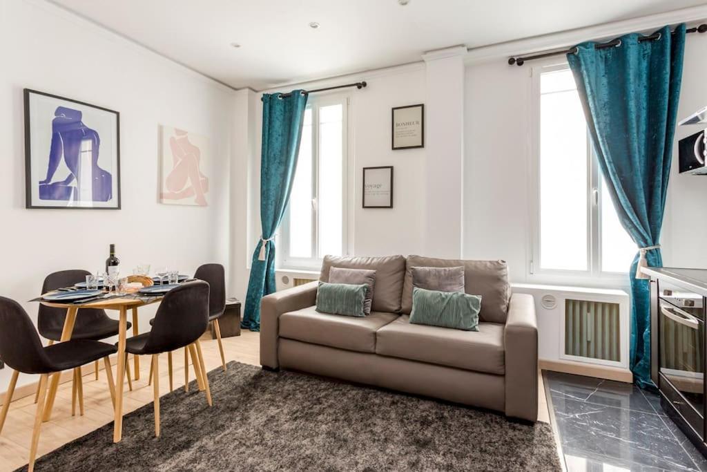 Suite Paris, Tour Eiffel, Champs Elysees Exterior foto