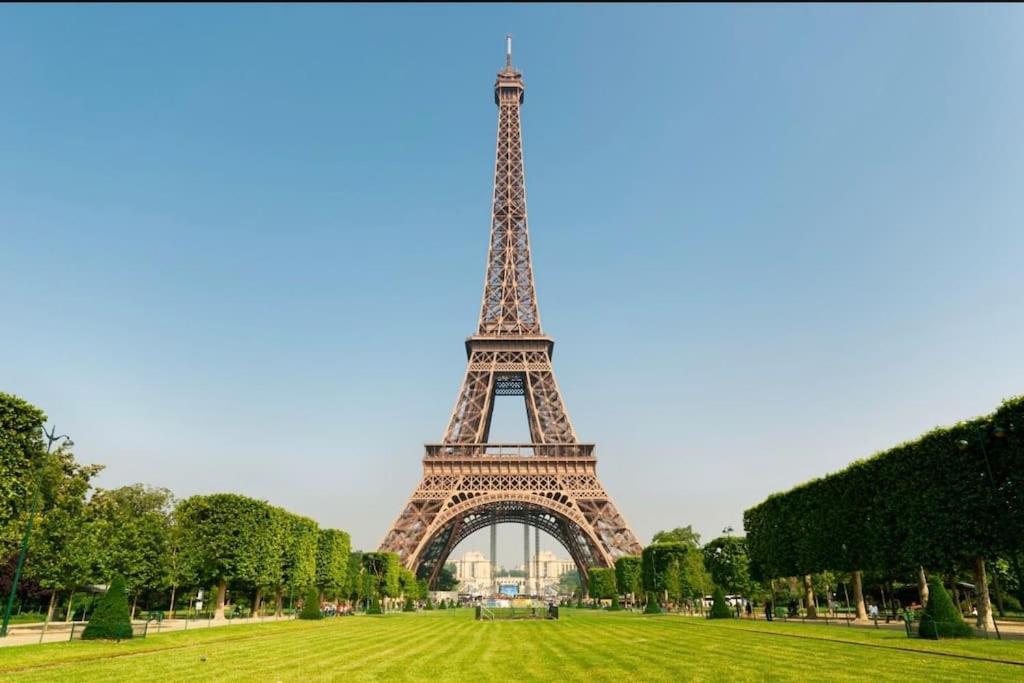 Suite Paris, Tour Eiffel, Champs Elysees Exterior foto