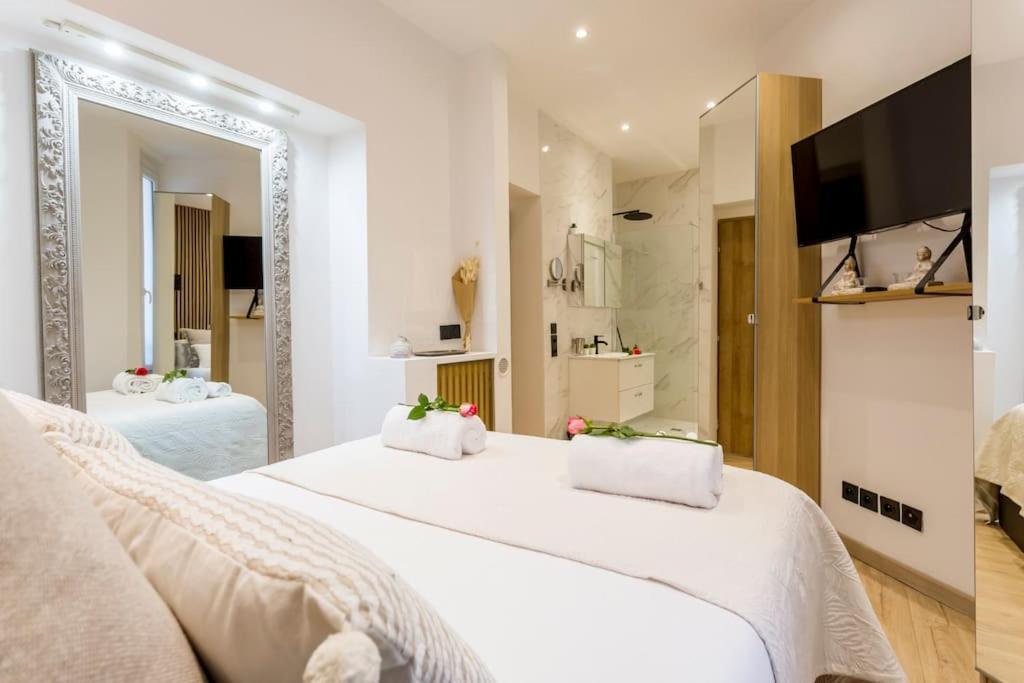 Suite Paris, Tour Eiffel, Champs Elysees Exterior foto