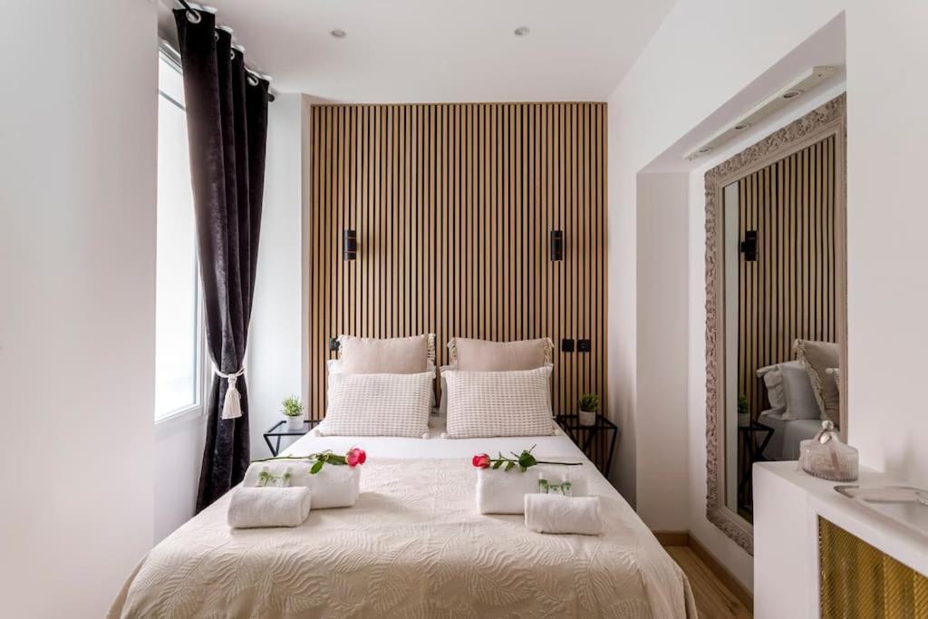 Suite Paris, Tour Eiffel, Champs Elysees Exterior foto
